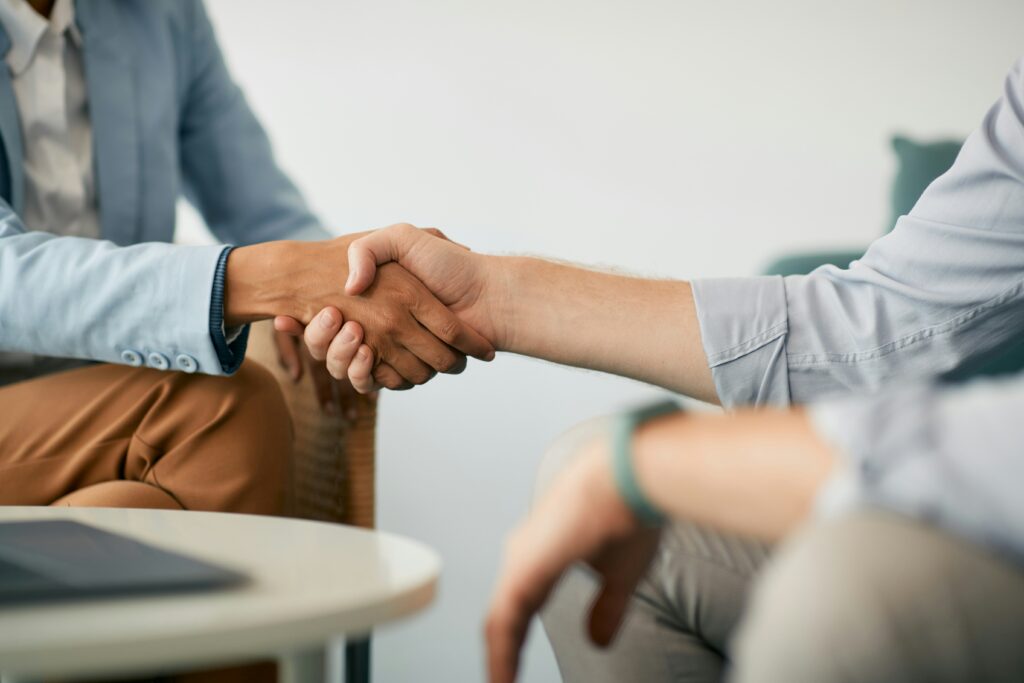 Should you work with a Tutoring Company, or a Private Tutor? Empowerment provides the personalization of private tutors with the reliability of a company.